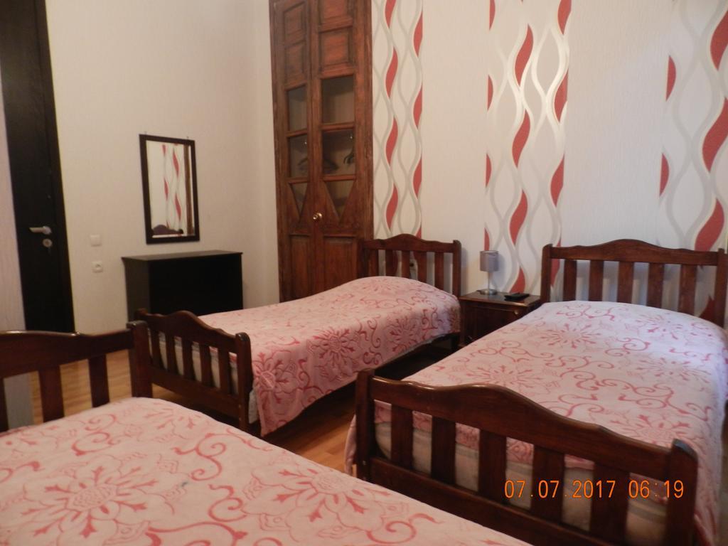 Room 404 Guest House Tbilisi ภายนอก รูปภาพ