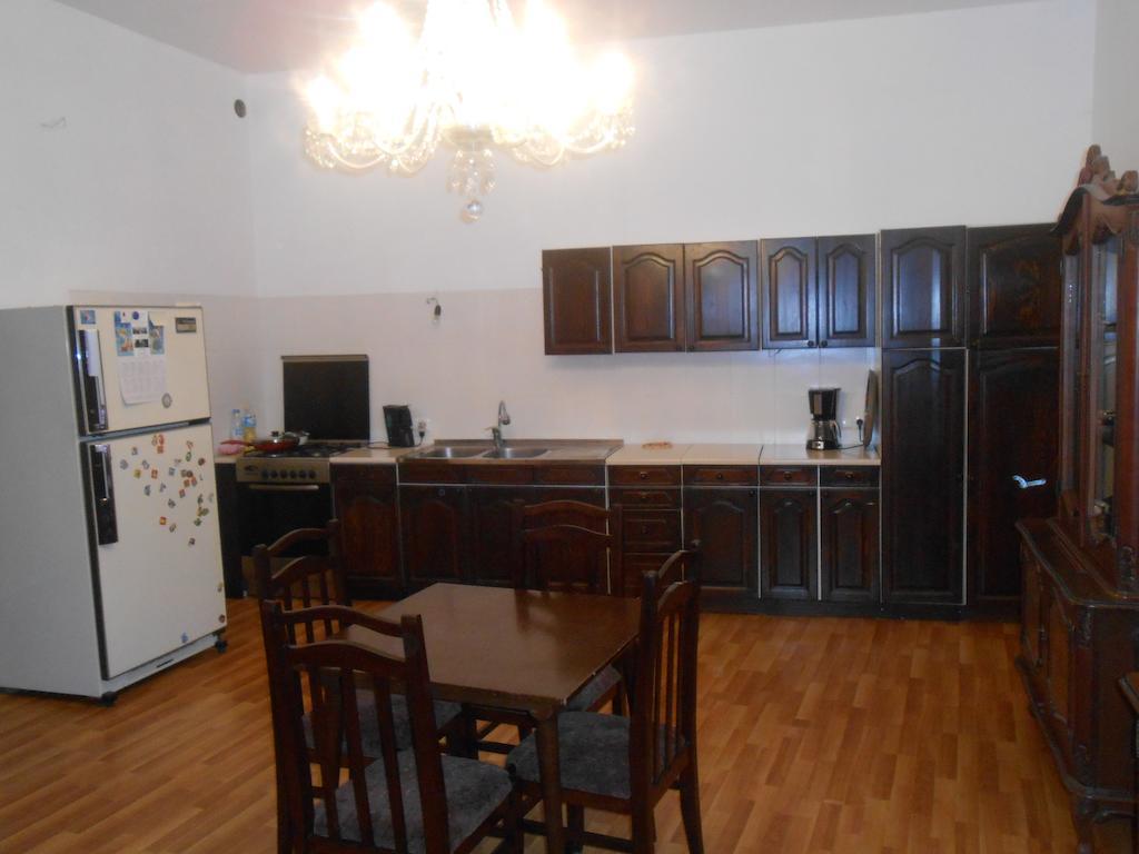 Room 404 Guest House Tbilisi ภายนอก รูปภาพ