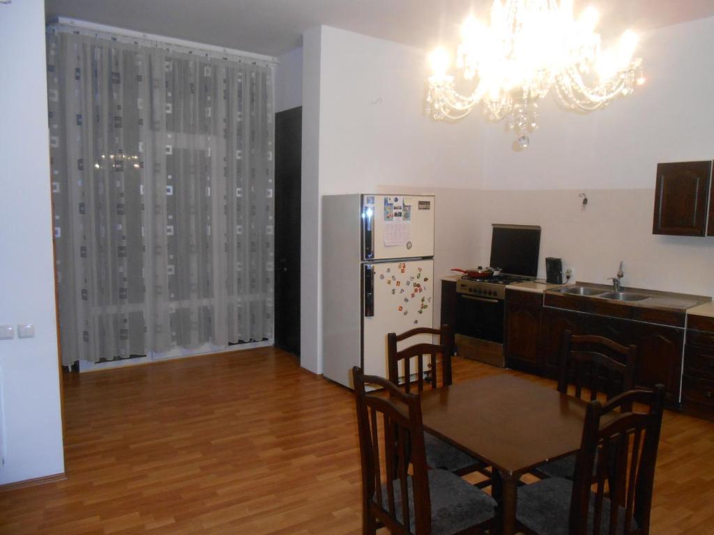 Room 404 Guest House Tbilisi ห้อง รูปภาพ